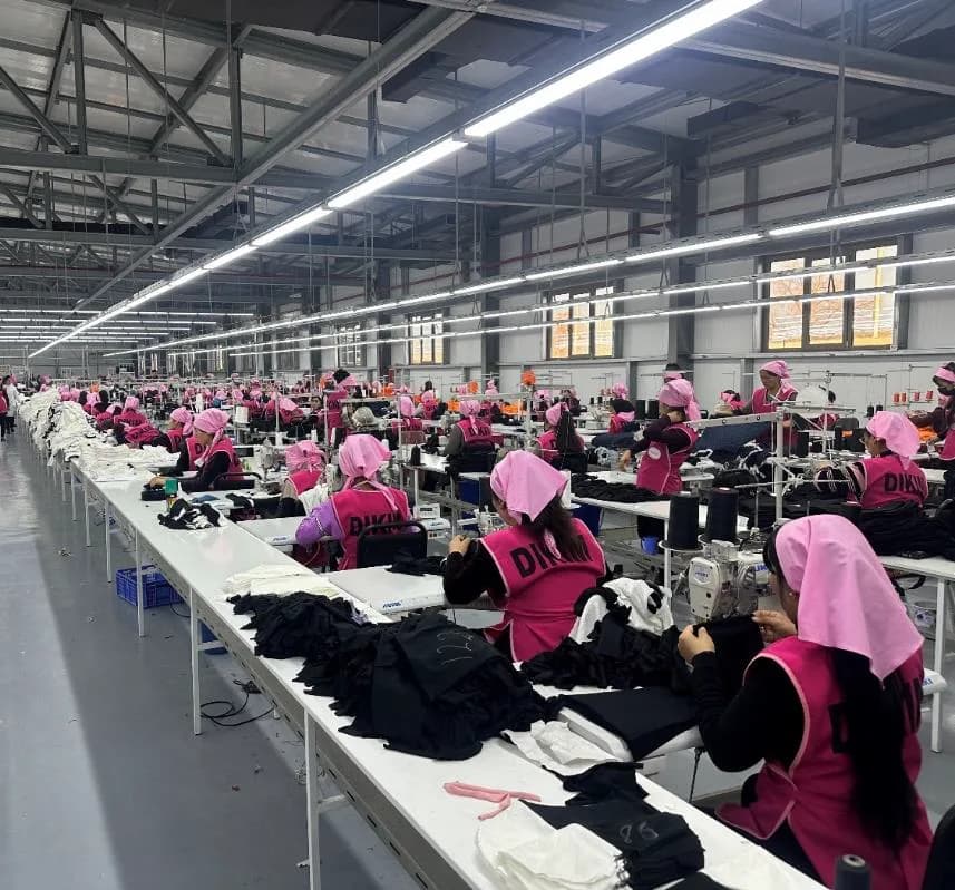 Швейный цех MIRISMOIL TEX INVEST: линии швейных машин